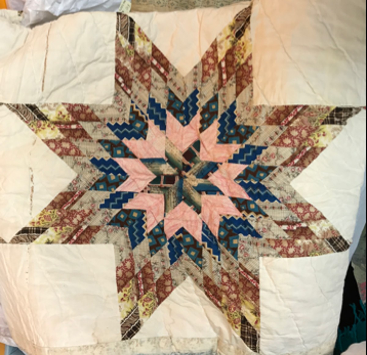 Blazing Star quilt in the Loudoun Museum